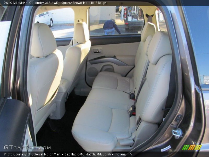 Rear Seat of 2010 Outlander XLS 4WD