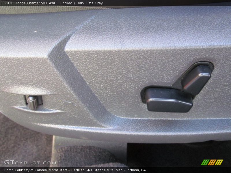 Controls of 2010 Charger SXT AWD