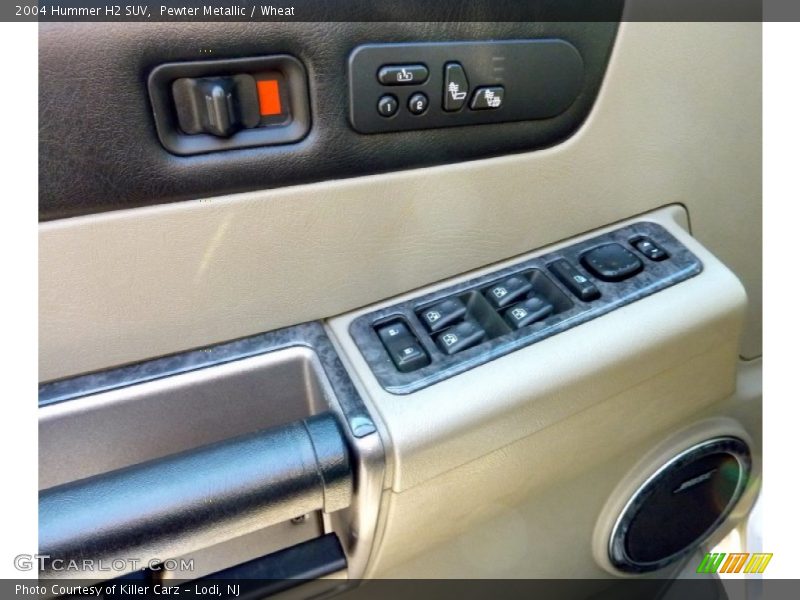 Pewter Metallic / Wheat 2004 Hummer H2 SUV