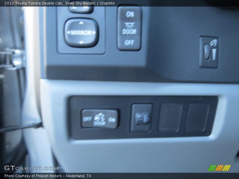 Silver Sky Metallic / Graphite 2013 Toyota Tundra Double Cab
