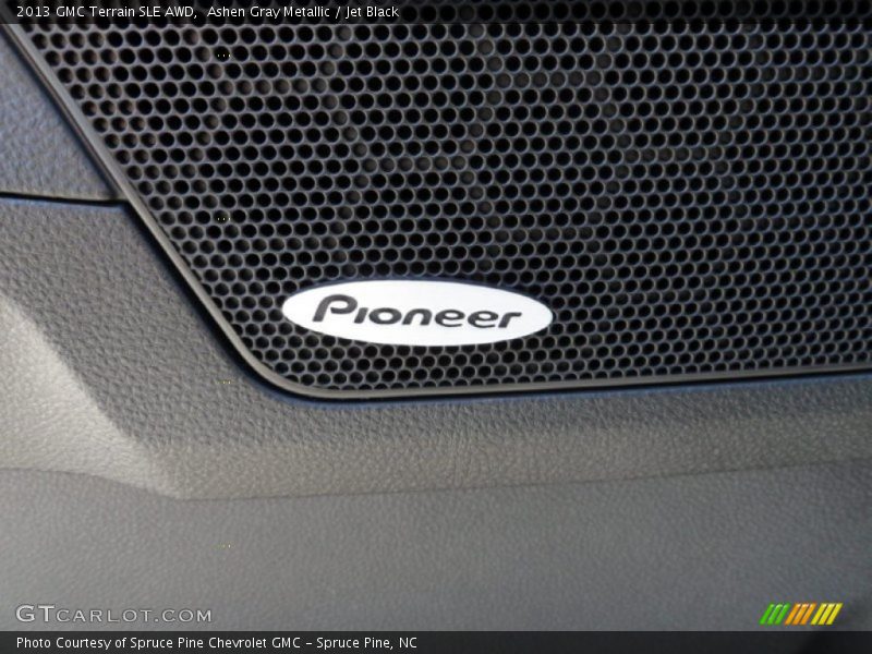 Ashen Gray Metallic / Jet Black 2013 GMC Terrain SLE AWD
