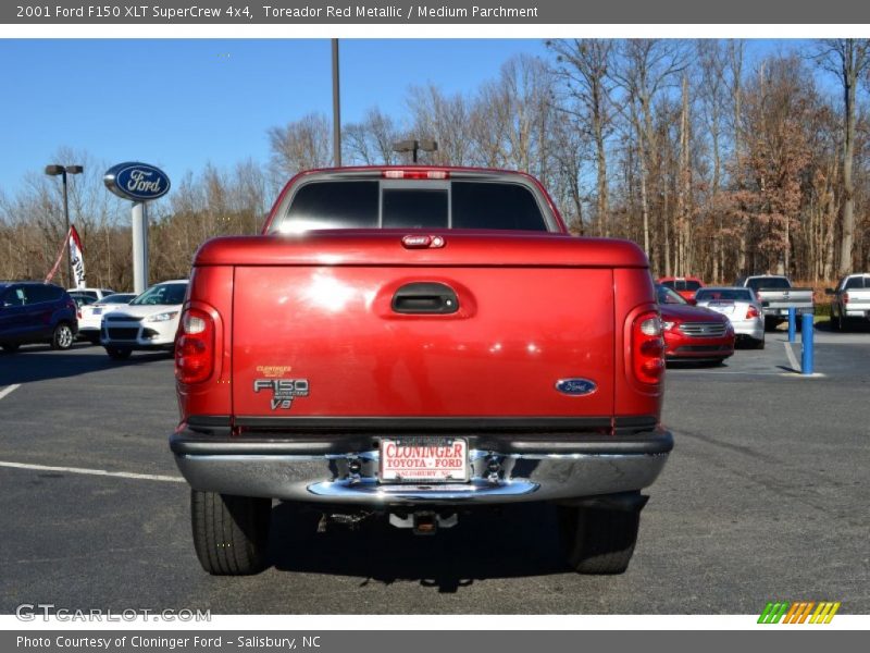 Toreador Red Metallic / Medium Parchment 2001 Ford F150 XLT SuperCrew 4x4