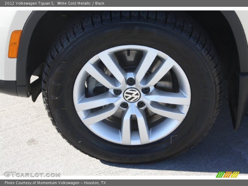 White Gold Metallic / Black 2012 Volkswagen Tiguan S