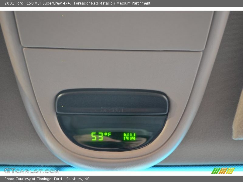 Toreador Red Metallic / Medium Parchment 2001 Ford F150 XLT SuperCrew 4x4