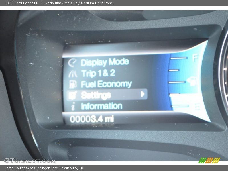 Tuxedo Black Metallic / Medium Light Stone 2013 Ford Edge SEL