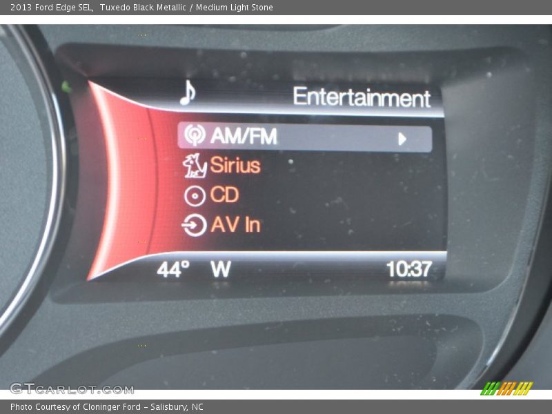 Tuxedo Black Metallic / Medium Light Stone 2013 Ford Edge SEL