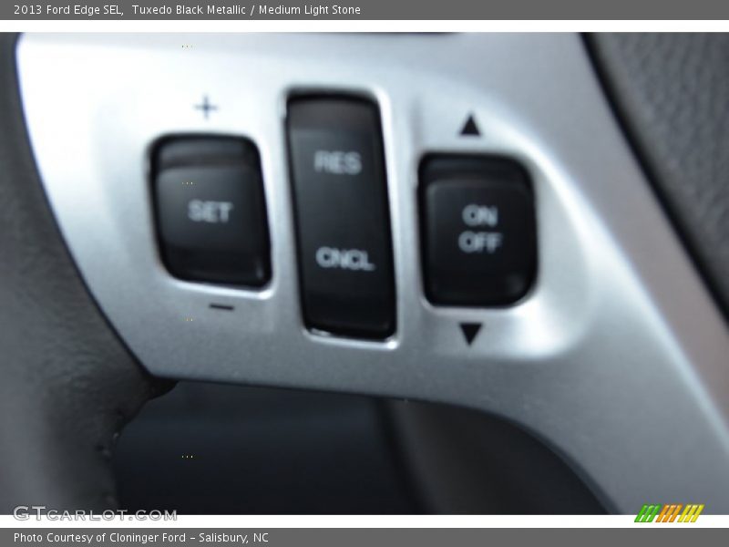 Tuxedo Black Metallic / Medium Light Stone 2013 Ford Edge SEL