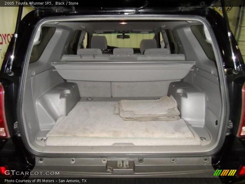 Black / Stone 2005 Toyota 4Runner SR5