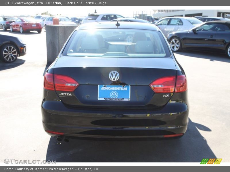 Black Uni / Cornsilk Beige 2013 Volkswagen Jetta TDI Sedan