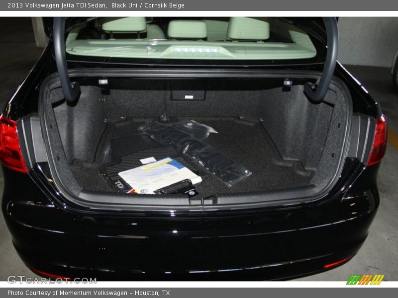 Black Uni / Cornsilk Beige 2013 Volkswagen Jetta TDI Sedan