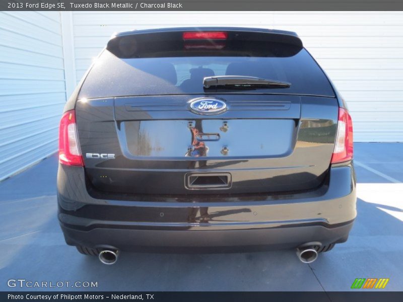Tuxedo Black Metallic / Charcoal Black 2013 Ford Edge SE