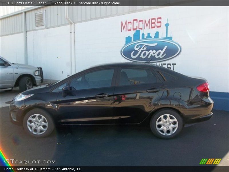 Tuxedo Black / Charcoal Black/Light Stone 2013 Ford Fiesta S Sedan