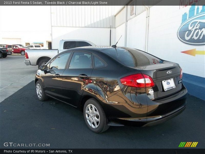 Tuxedo Black / Charcoal Black/Light Stone 2013 Ford Fiesta S Sedan