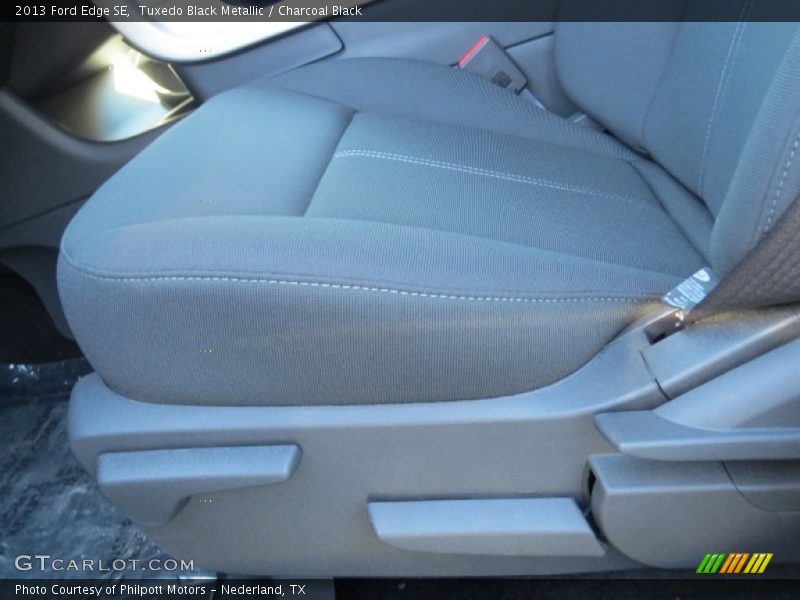 Tuxedo Black Metallic / Charcoal Black 2013 Ford Edge SE