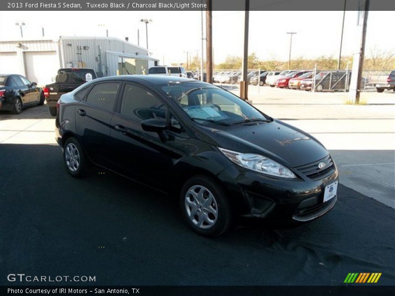 Tuxedo Black / Charcoal Black/Light Stone 2013 Ford Fiesta S Sedan