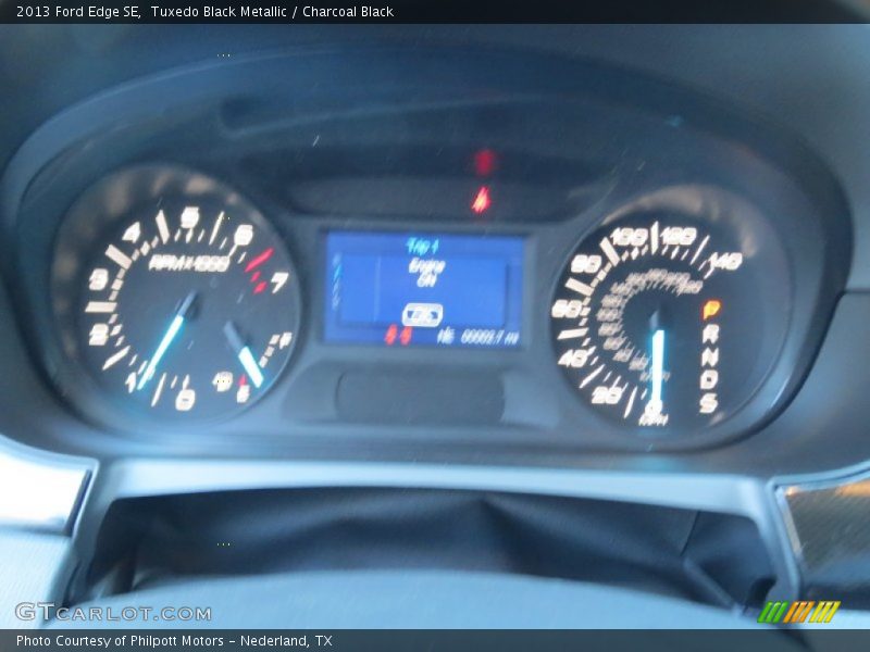 Tuxedo Black Metallic / Charcoal Black 2013 Ford Edge SE