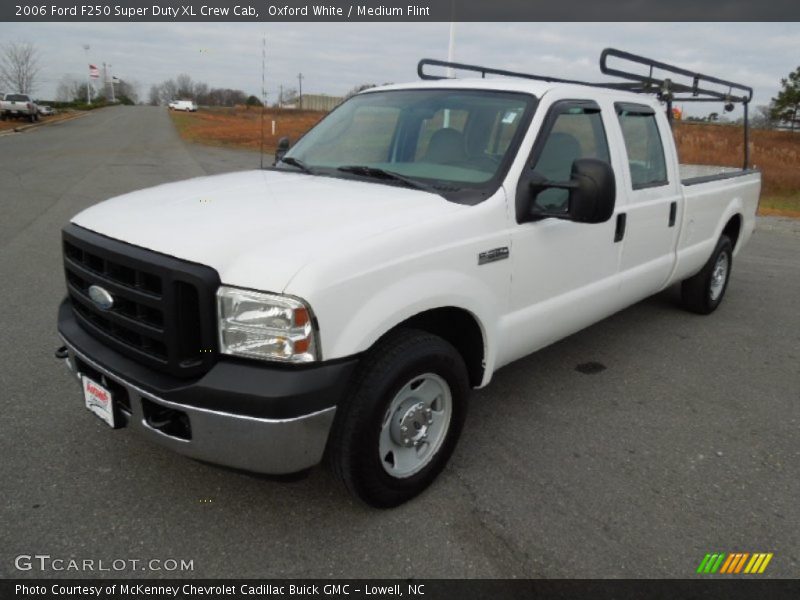 Oxford White / Medium Flint 2006 Ford F250 Super Duty XL Crew Cab