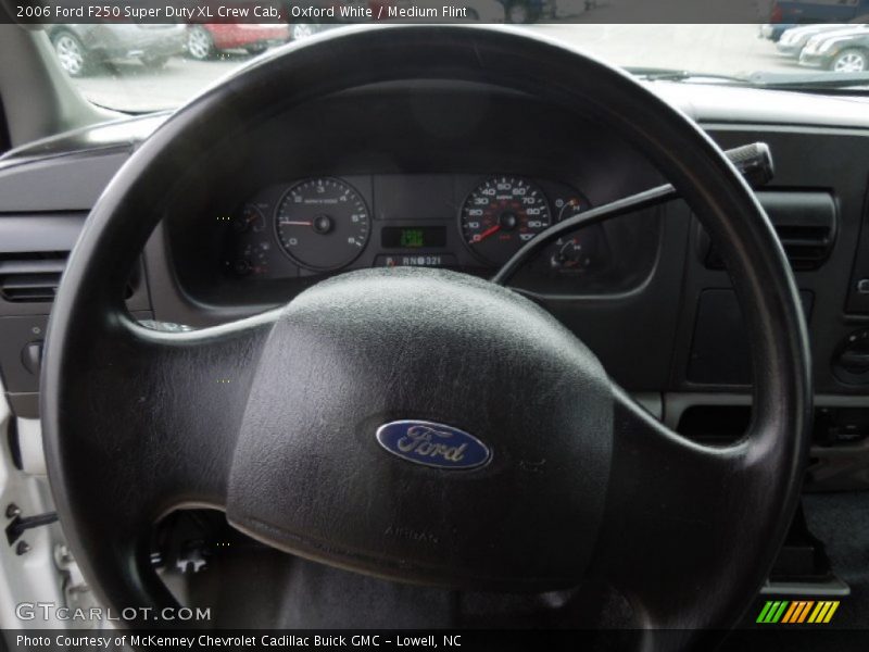 Oxford White / Medium Flint 2006 Ford F250 Super Duty XL Crew Cab