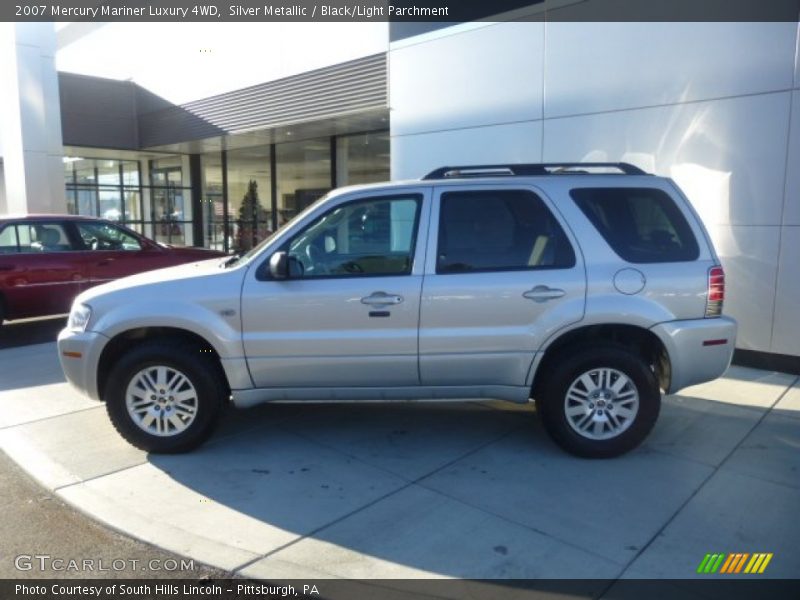 Silver Metallic / Black/Light Parchment 2007 Mercury Mariner Luxury 4WD