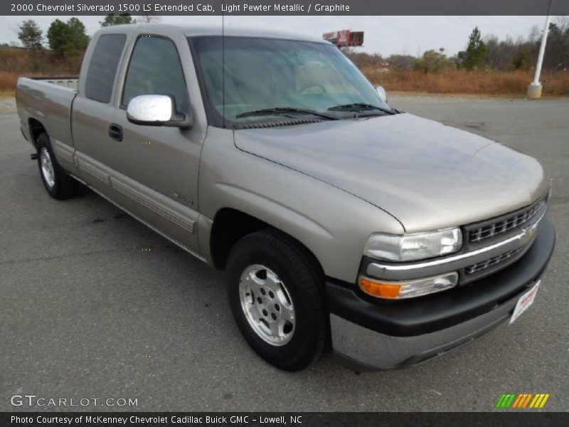 Light Pewter Metallic / Graphite 2000 Chevrolet Silverado 1500 LS Extended Cab