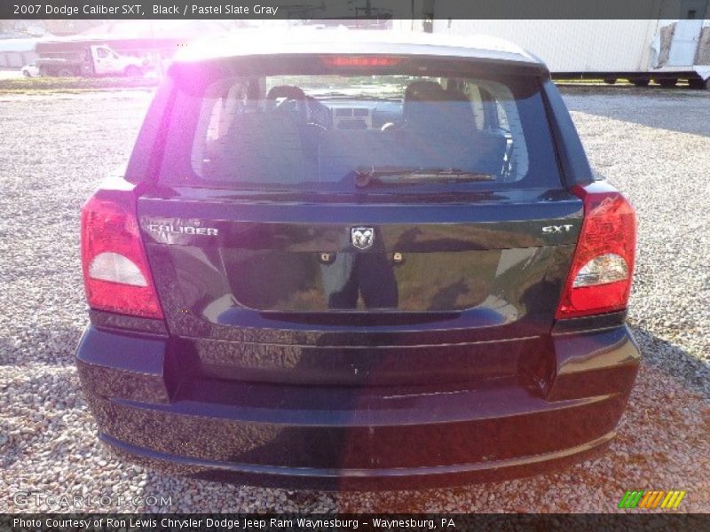 Black / Pastel Slate Gray 2007 Dodge Caliber SXT