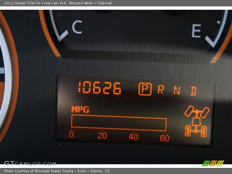 Blizzard White / Charcoal 2011 Nissan Titan SV Crew Cab 4x4