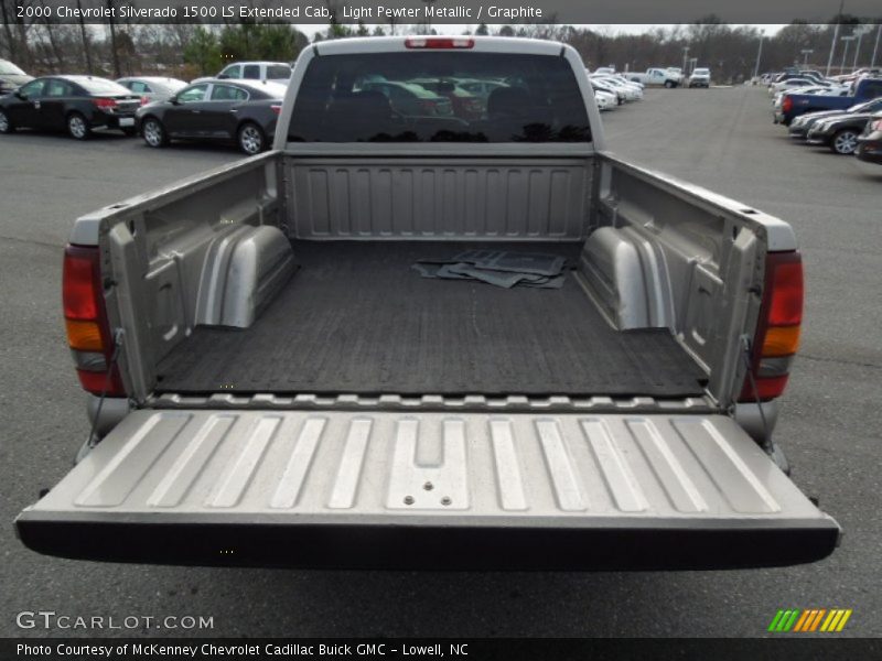Light Pewter Metallic / Graphite 2000 Chevrolet Silverado 1500 LS Extended Cab