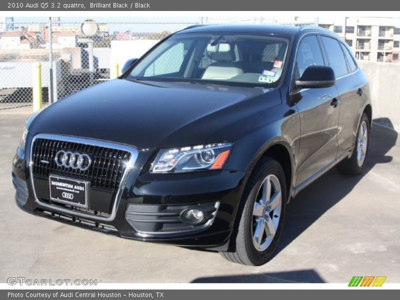 Brilliant Black / Black 2010 Audi Q5 3.2 quattro