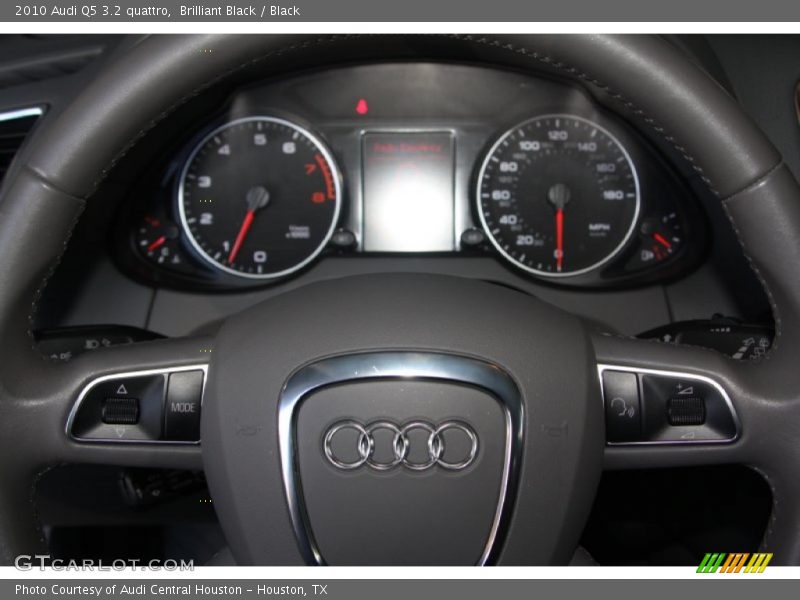 Brilliant Black / Black 2010 Audi Q5 3.2 quattro
