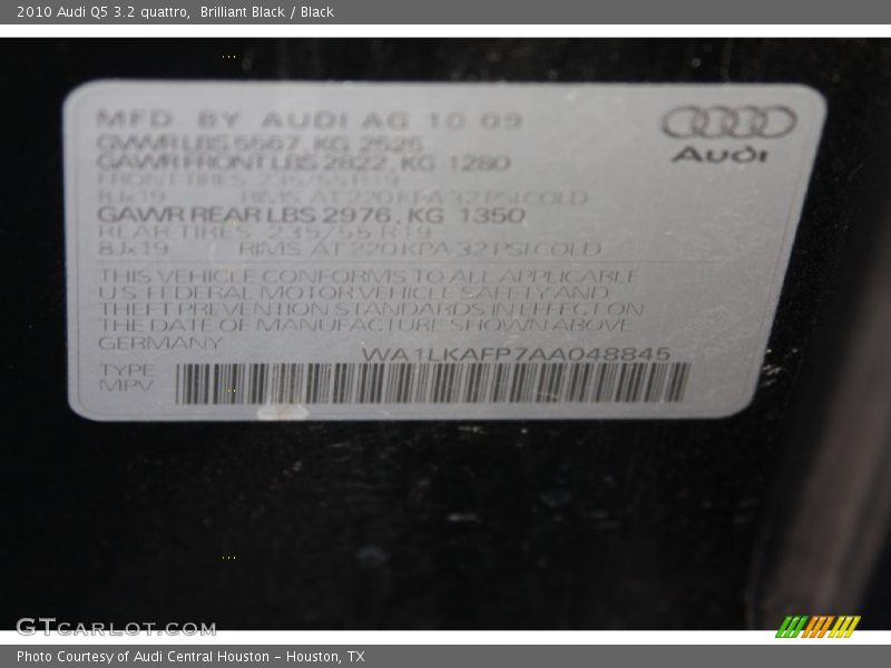 Brilliant Black / Black 2010 Audi Q5 3.2 quattro
