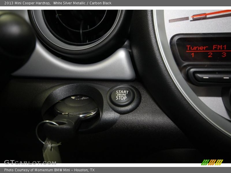 White Silver Metallic / Carbon Black 2013 Mini Cooper Hardtop