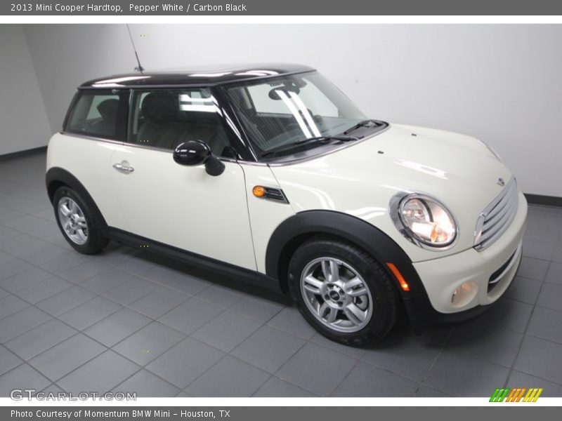 Pepper White / Carbon Black 2013 Mini Cooper Hardtop