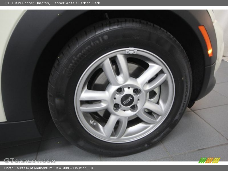 Pepper White / Carbon Black 2013 Mini Cooper Hardtop