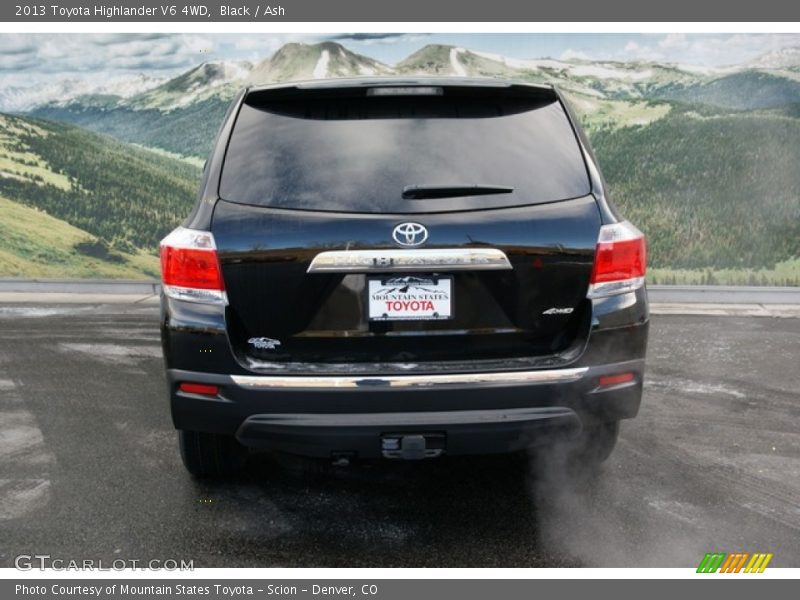 Black / Ash 2013 Toyota Highlander V6 4WD