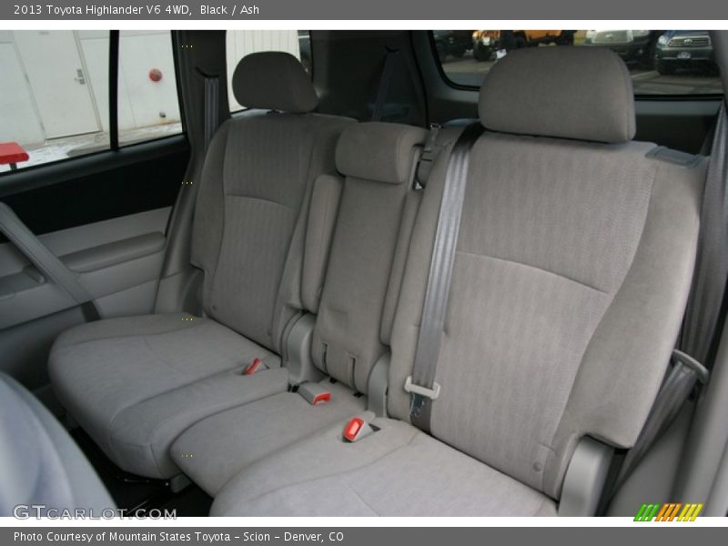 Black / Ash 2013 Toyota Highlander V6 4WD