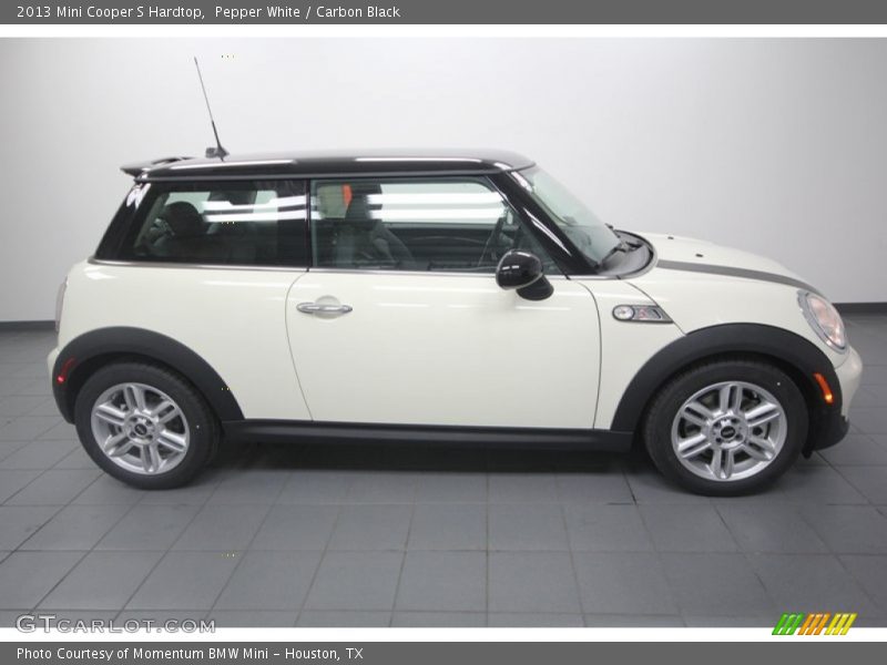 Pepper White / Carbon Black 2013 Mini Cooper S Hardtop