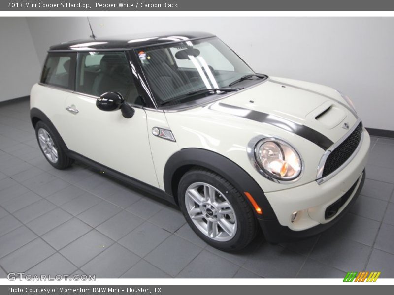 Pepper White / Carbon Black 2013 Mini Cooper S Hardtop