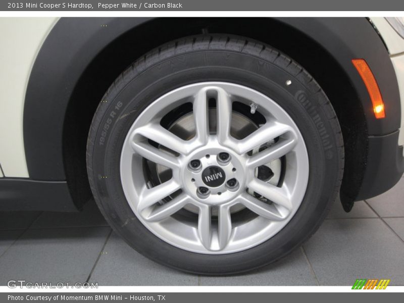 Pepper White / Carbon Black 2013 Mini Cooper S Hardtop