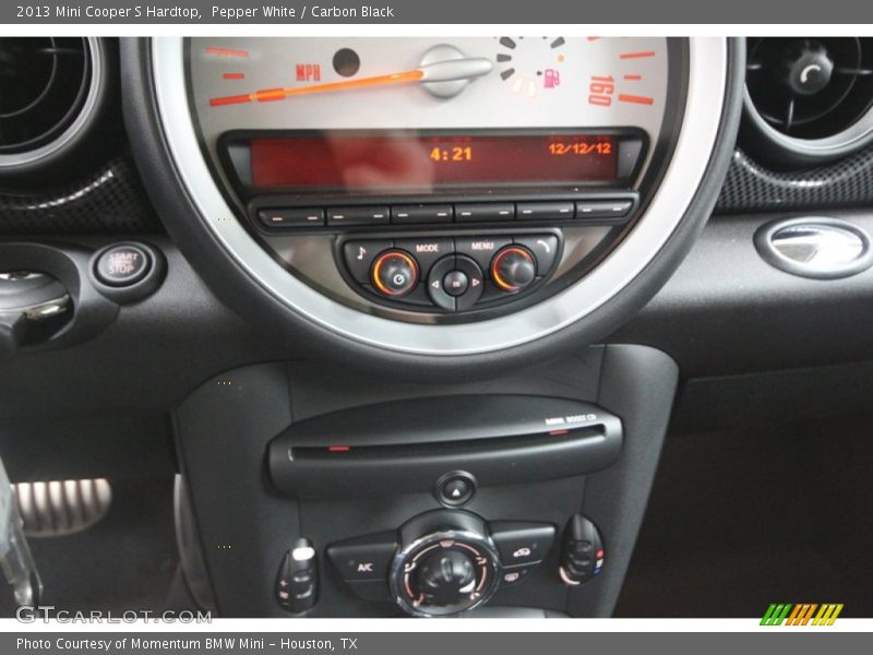 Pepper White / Carbon Black 2013 Mini Cooper S Hardtop