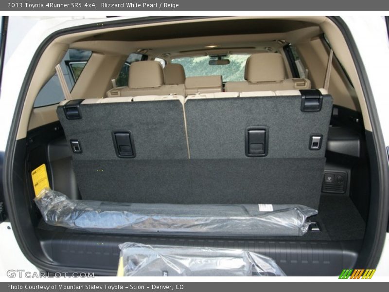Blizzard White Pearl / Beige 2013 Toyota 4Runner SR5 4x4