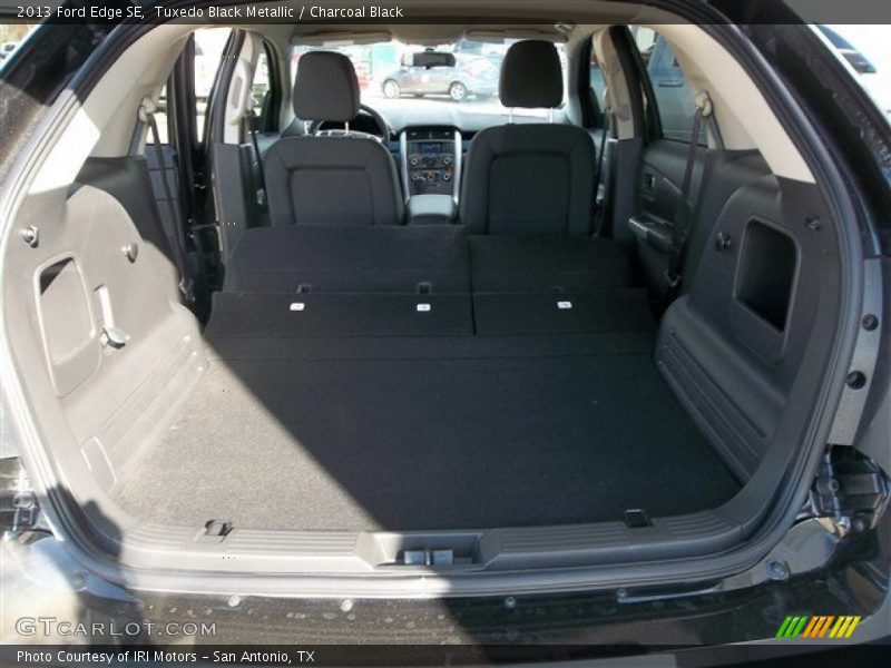 Tuxedo Black Metallic / Charcoal Black 2013 Ford Edge SE