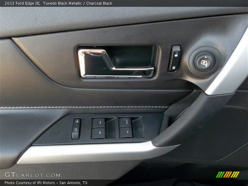 Tuxedo Black Metallic / Charcoal Black 2013 Ford Edge SE