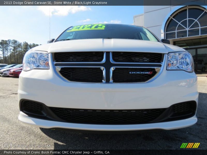 Stone White / Black/Light Graystone 2013 Dodge Grand Caravan SE