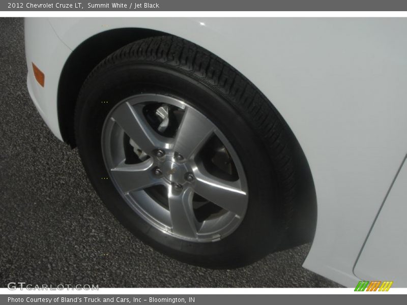 Summit White / Jet Black 2012 Chevrolet Cruze LT