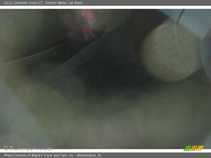 Summit White / Jet Black 2012 Chevrolet Cruze LT