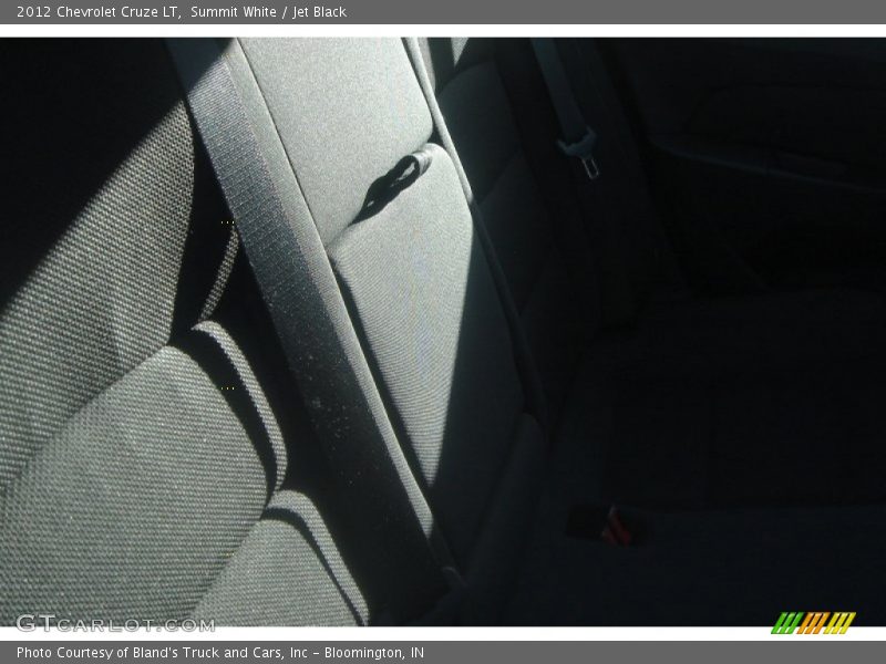 Summit White / Jet Black 2012 Chevrolet Cruze LT