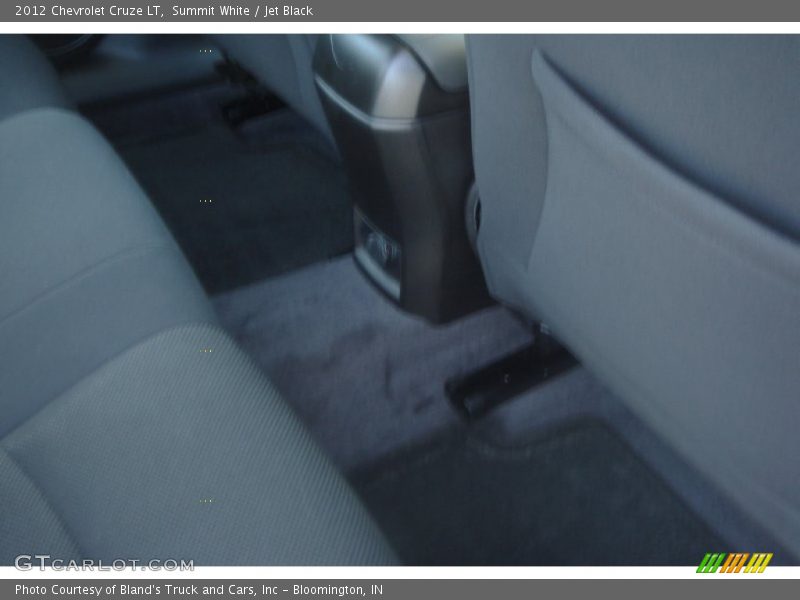 Summit White / Jet Black 2012 Chevrolet Cruze LT