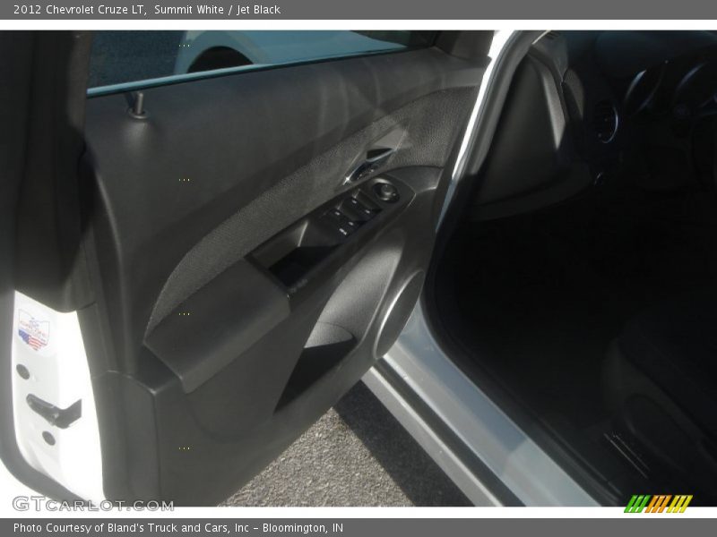Summit White / Jet Black 2012 Chevrolet Cruze LT