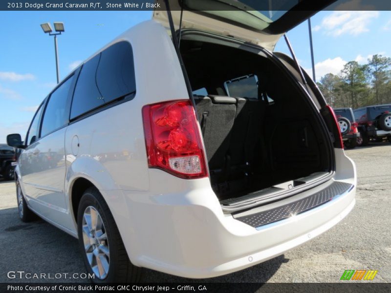 Stone White / Black 2013 Dodge Grand Caravan R/T