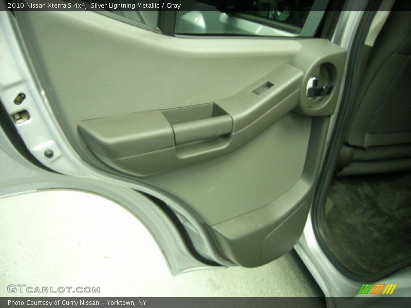 Silver Lightning Metallic / Gray 2010 Nissan Xterra S 4x4